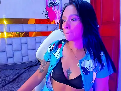 miiaboss  online show from March 2, 11:28 am