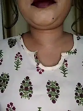 Cutie bae011 online show from March 27, 5:35 pm