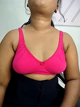 Cutie bae011 online show from March 13, 8:21 pm