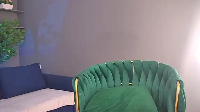 DesiMissy online show from May 11, 4:47 am