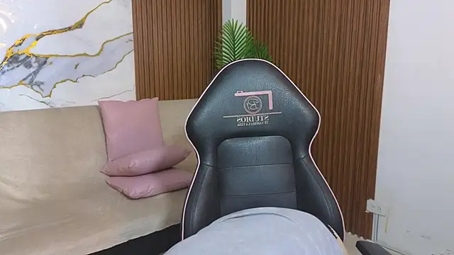Loren Tay online show from June 28, 2:29 am
