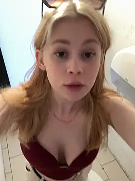 Dipamelly online show from May 28, 1:42 pm