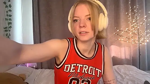 Marry Sornatiko online show from May 11, 3:07 pm