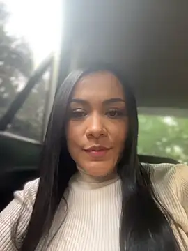 Tiffanyy Lam online show from April 8, 10:12 pm