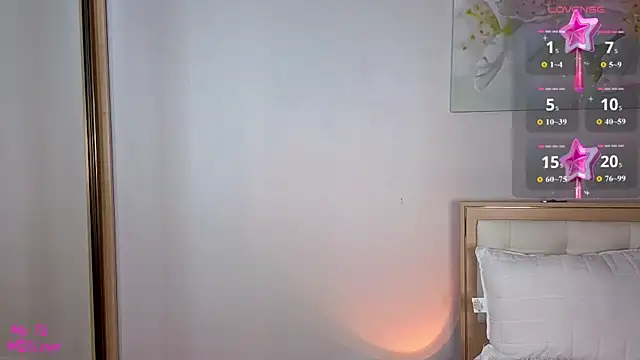  meliska  online show from April 8, 9:39 pm