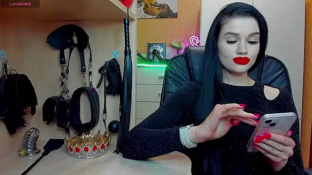 KristiTopxx online show from April 29, 5:51 pm