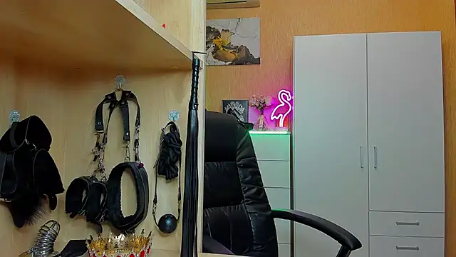 KristiTopxx online show from February 13, 9:49 pm