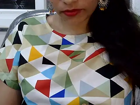 Neha Sharma2 online show from May 20, 1:52 pm