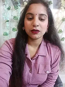 lovely-girl99 online show from April 3, 5:38 am