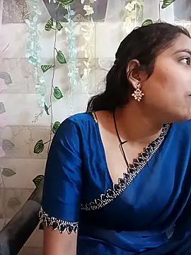 lovely-girl99 online show from April 6, 4:46 am