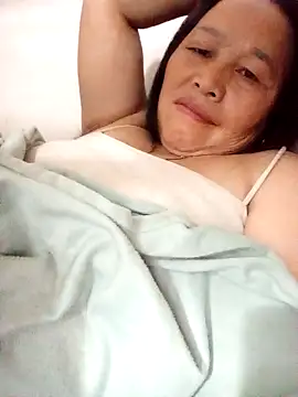 heesuu11 online show from April 5, 6:51 pm