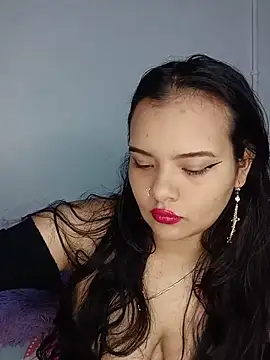Emily Rouse23 online show from May 19, 2:51 am