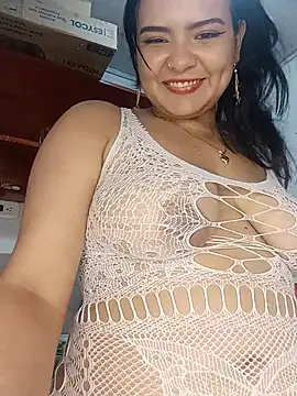 Emily Rouse23 online show from May 27, 1:16 am