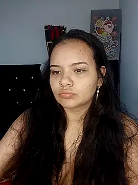 Emily Rouse23 online show from May 6, 3:43 am