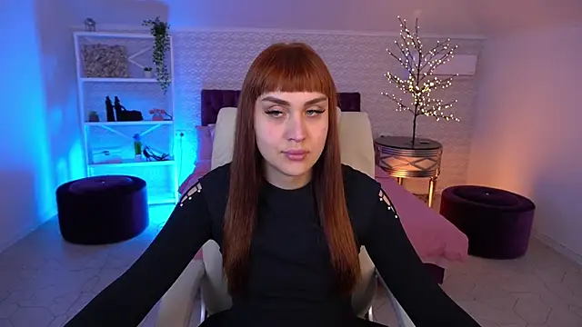 DawnGwin online show from May 13, 5:57 am