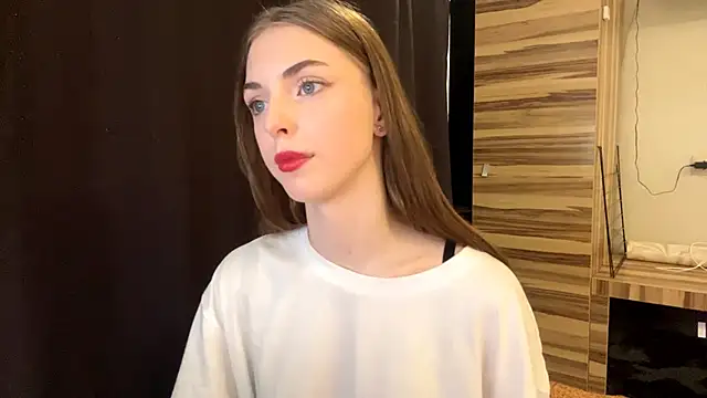 PollyDream online show from March 31, 10:04 am