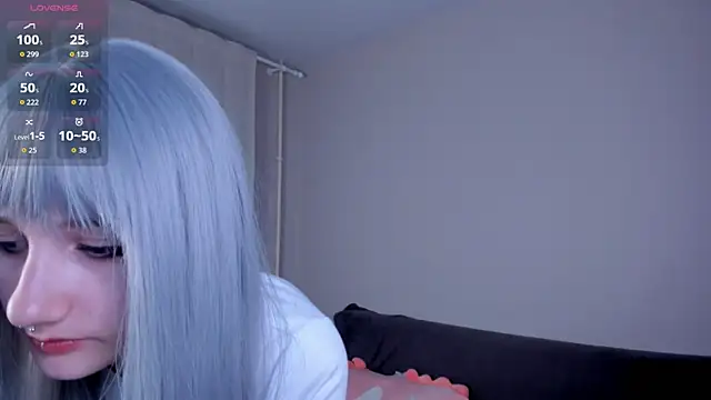 kira montelle online show from March 30, 8:19 pm