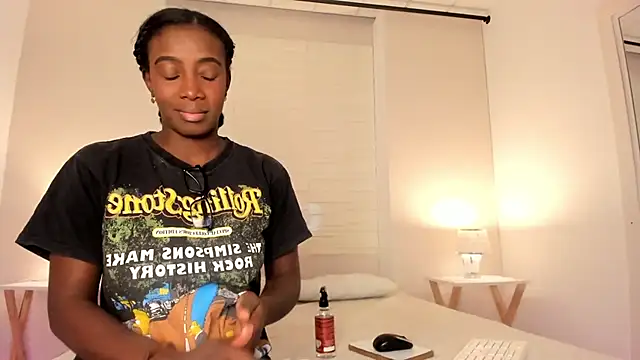 Oshun 444 online show from May 15, 4:16 am