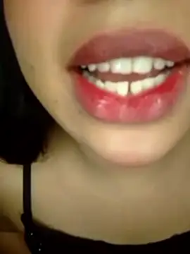 madleen Mm online show from May 15, 3:04 pm