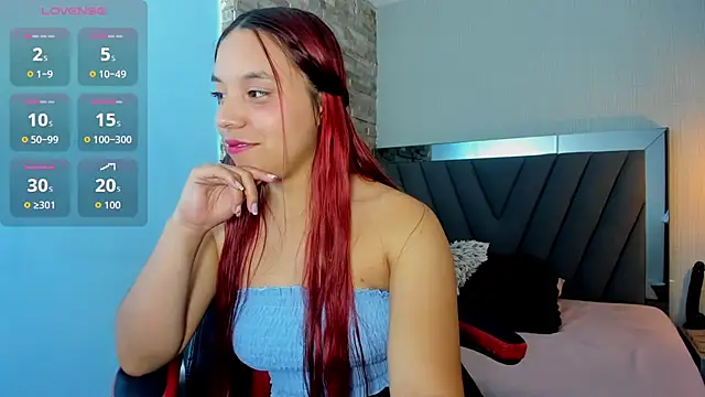 LUCIA KHAN online show from May 21, 7:23 pm