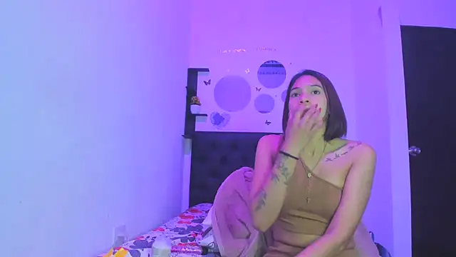 sapphire brown20 online show from May 7, 12:37 am