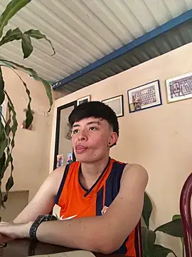 Tomnico 19 online show from April 10, 6:58 pm