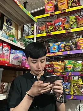 Tomnico 19 online show from February 24, 5:33 pm