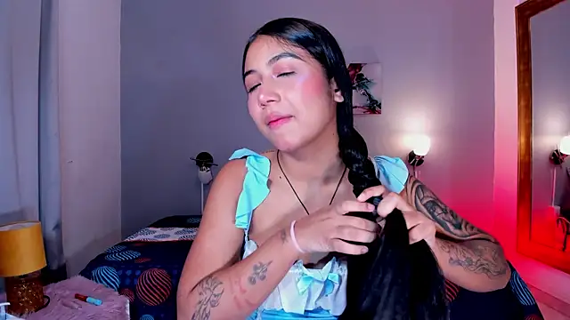 KimTaylorW online show from May 8, 2:59 am