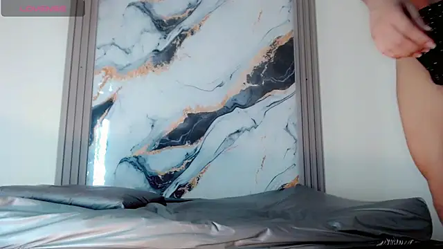 Emma Boms online show from March 25, 3:34 am