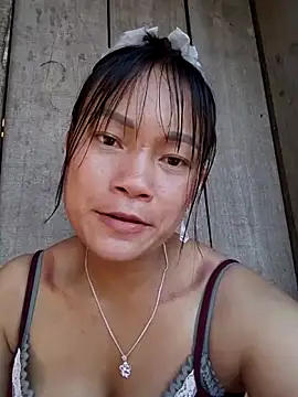 mami-rubi online show from May 5, 10:07 am