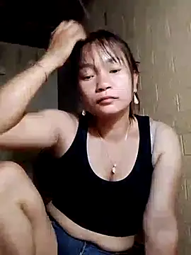 mami-rubi online show from May 10, 7:49 pm