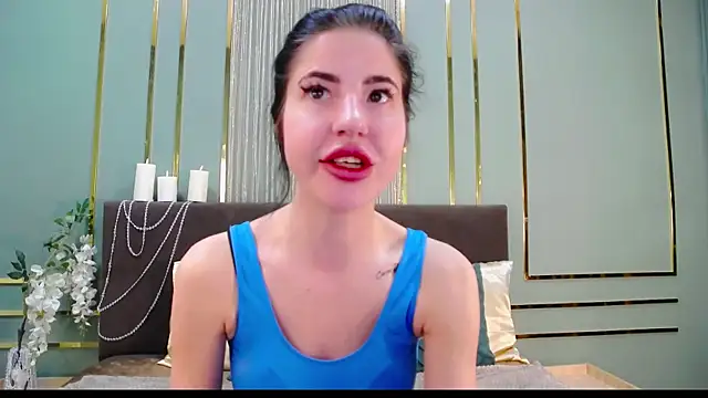 EmilyRamsey online show from March 31, 9:37 pm