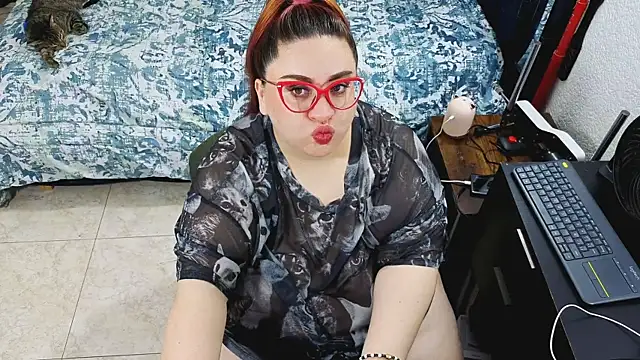 loriscohen32 online show from April 14, 4:23 am