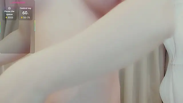 daniela-rush online show from May 6, 1:31 am