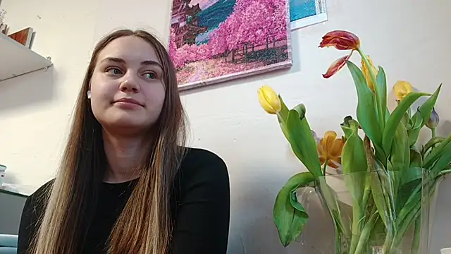 VeloraStar online show from March 11, 11:36 am