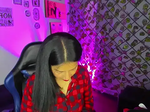 Megan Collinss1 online show from March 2, 4:03 pm