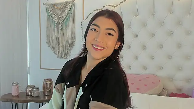 Sara funy online show from May 19, 11:39 am