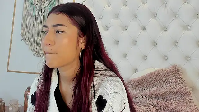 Sara funy online show from May 4, 11:36 am