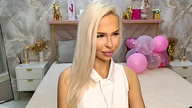 EvaXElfi online show from May 31, 12:27 am