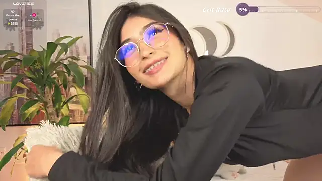 salomee mon online show from May 7, 3:05 pm
