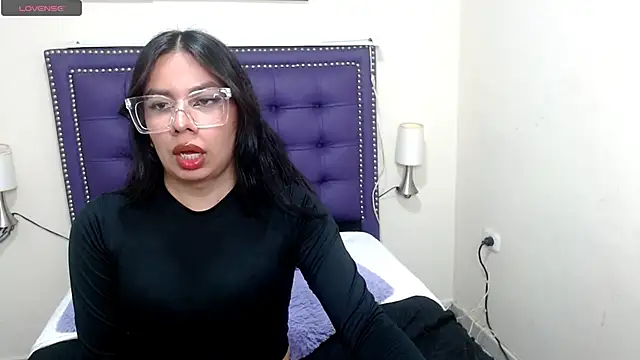 aprilgrief online show from March 26, 4:47 am