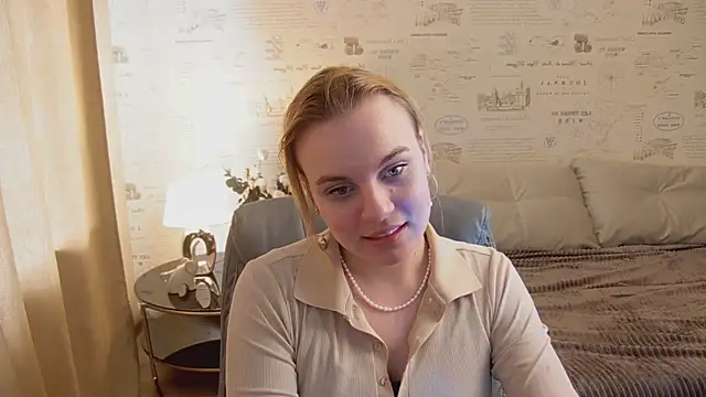 Glow Margo online show from May 17, 3:06 am