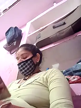 Hot bri2 online show from April 9, 11:37 am