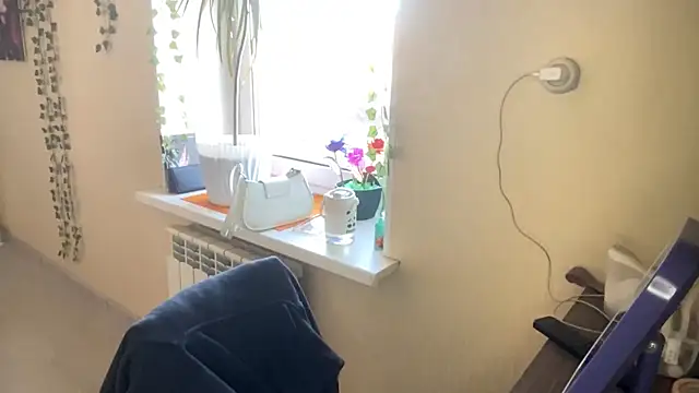 TracyDenoon online show from March 28, 5:18 am