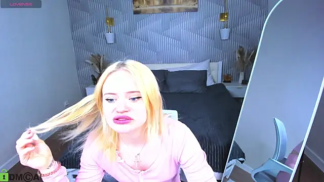 Tessa Ashe online show from April 1, 9:43 am