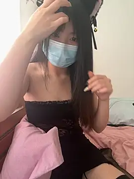 SevenSeven-7777 online show from March 20, 4:17 am