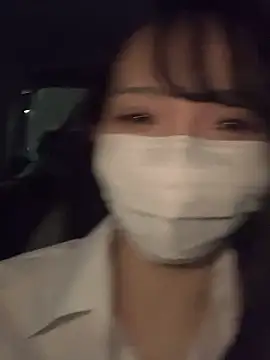 taro0410 online show from March 22, 9:48 am