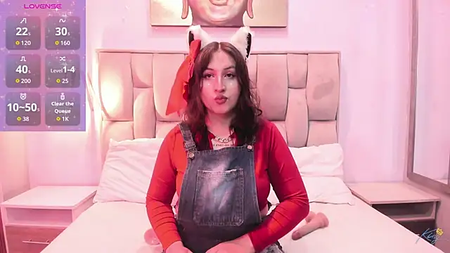 Maddie-LesYoux online show from March 25, 12:19 pm