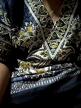 aisha 67 online show from March 6, 9:32 pm