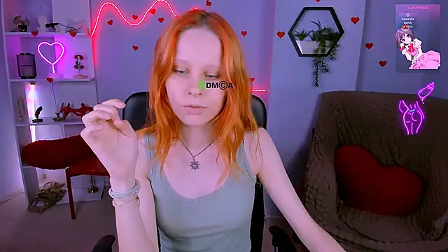 cassandra nik online show from May 29, 12:25 pm